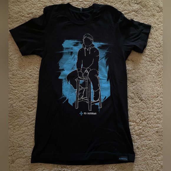 Ed Sheeran black divide Graphic tour T-Shirt size small - Picture 1 of 3